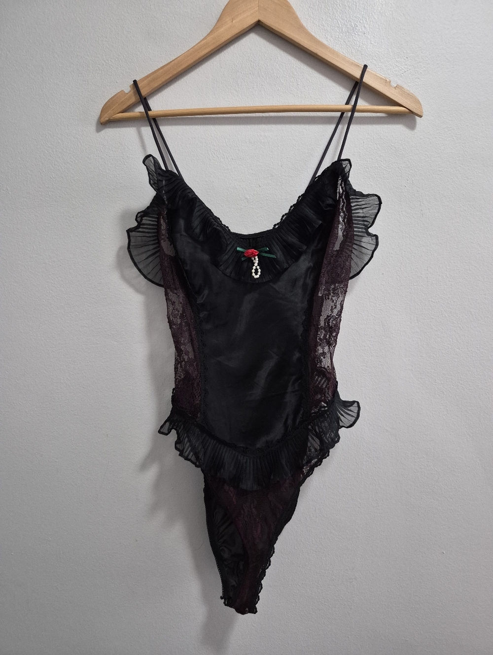 Nan Flower Vintage 80s Lace Ruffle Teddy Bodysuit Size Large